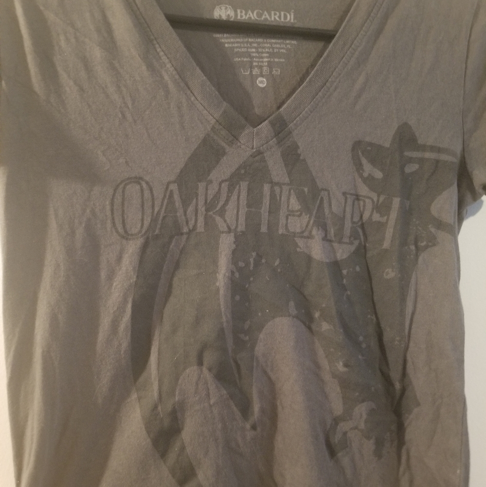 Grey bacardi bat shirt M bundle $5 each
